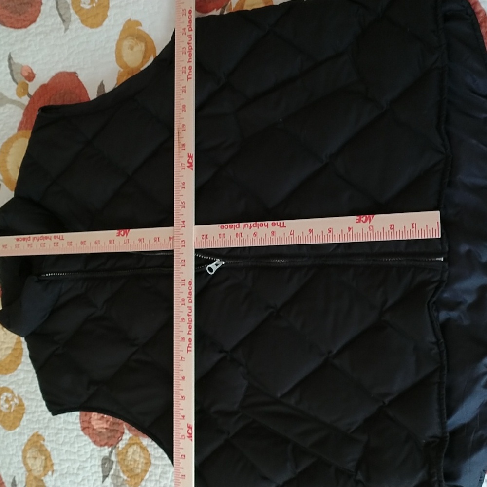 Eddie Bauer women XL black goose down vest